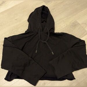 cropped alo yoga hoodie